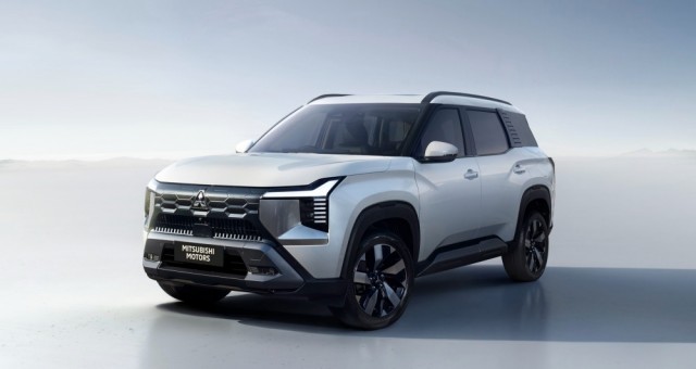 Từ ý tưởng đến hiện thực: Mitsubishi Destinator thay đổi ra sao so với DST Concept?